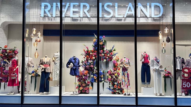 RIVER ISLAND’S SPRING BLOOM 🌸 — shop window